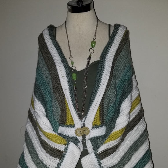Crochet blanket sweater - Picture 3 of 10